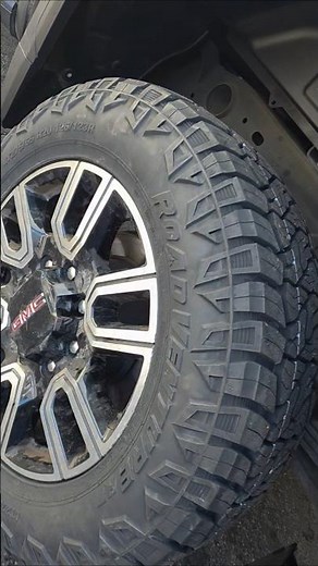 Kumho Road Venture RT51 @ #thetiregarage #letsgettowork #tireguy #automobile