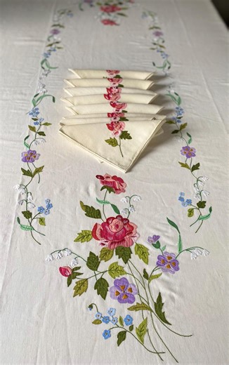 Vintage Hand-embroidered Linen Table Set – Tablecloth & 10 Napkins (point De Paris Appliqué) - Etsy
