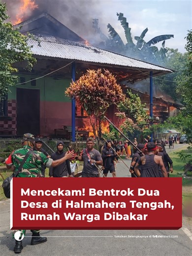 Dua kelompok warga dari dua desa di Halmahera Tengah terlibat bentrok pada Jumat (3/4/2026) akibat kesalahpahaman. Konflik tersebut berujung aksi kekerasan hingga pembakaran rumah warga, memicu kepanikan di lokasi kejadian. Peristiwa ini menjadi perhatian serius aparat setempat untuk meredam situasi dan mencegah konflik meluas. Warga diimbau menahan diri agar ketegangan tidak kembali terjadi. Simak video selengkapnya di https://shorturl.at/YlvFJ #HardNews_Viral #NewsOne #CariBeritaditvOne #Halma