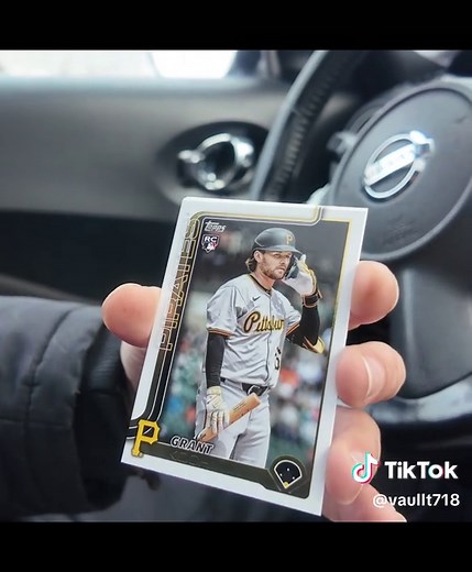 Topps Update Series Hobby vs. Topps Chrome Hobby Showdown
