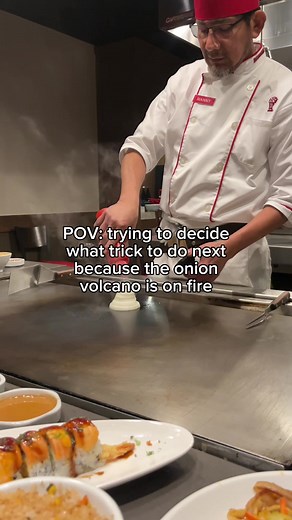 It’s hard to decide when all your tricks are the absolute best. #Tricks #OnionVolcano #Chef #Hibachi #Benihana