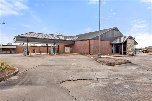 101 Office Park Dr, Brandon, MS 39042 - Retail for Sale | LoopNet