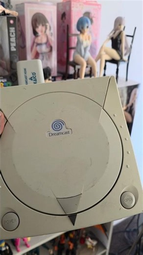 THINK THE DREAMCAST I GOT CAN PLAY BACKUP DISK WILL GET ANOTHER COLOUR DREAMCAST SHELL