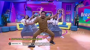 Sampai ke kelurahan amerika serikat ngga nih😂 #fypシ #fyp #virall #viral #viraltiktok #viralvideo #viral2023 #abingsantoso #fypシ゚viral #trendingvideo #dancetrend #foryou #trend #foryou #transtvofficial #dance #brownis