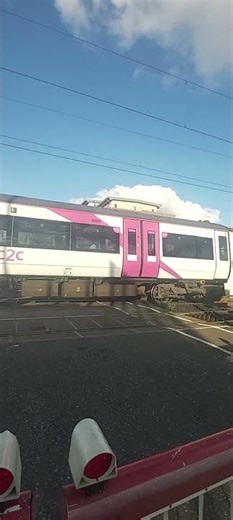 C2C Class 357 Departing Rainham! #trains #trainspotting #train #c2c