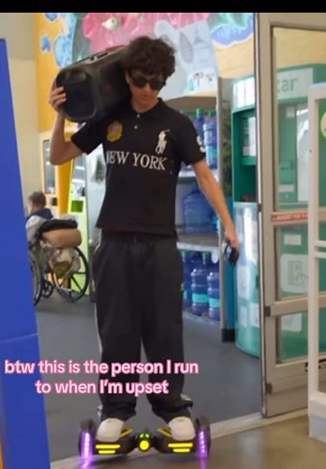 Comfort YouTuber DavidUploads: Uplifting Content