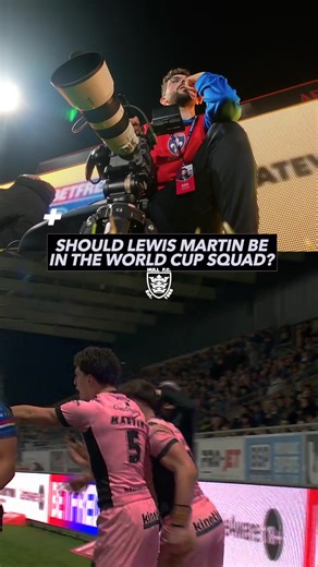 Swear if I see that Penguin dance one more time #wakefield #rugbyleague #sportsvideography #hullfc #admin