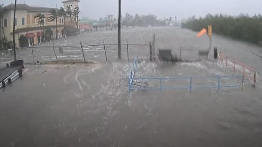 Watch Hurricane Ian Hit Florida Coast