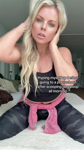 Hyping myself up before going to a photoshoot after scooping dog poop all morning #photoshoot #hype #fyp #photographer