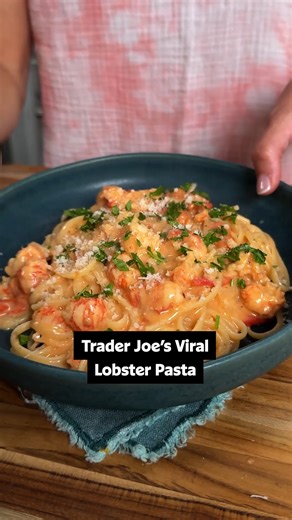 1.2M views · 11K reactions | We're counting down our top recipes of 2025, and chances are, this Trader Joe's Lobster Pasta was on your table this year! 咽 Want to make it? Be sure to click the  in the comments for the full recipe details. Idea Credit: @_bossvin 六‍: @nicolemcmom #traderjoes #lobster #pasta #traderjoesrecipes #pasta #easydinners | Allrecipes | Facebook