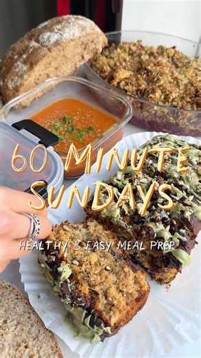 Molly Cunningham | 👩‍⚕️🩷🌱 | 60 Minute Sundays- Episode 1🩷🍌🍓🍅🍞 Welcome to my new meal prep series where I’m going to show you how to turn 1 hour on a Sunday in to 3-4... | Instagram