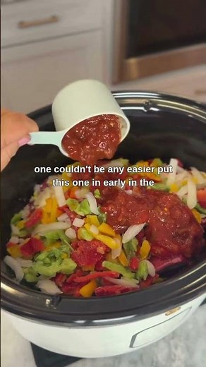 4 Ingredient Slow Cooker Steak Fajitas