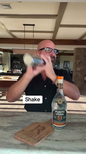 Apple pie martini 🍎