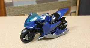 Transformers Prime Deluxe Arcee Video Review
