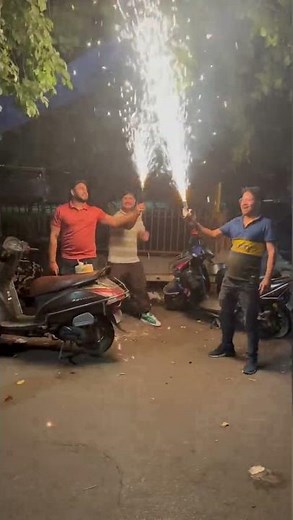 Cold pyro 🧨 gun available | smokeless pyro 🧨