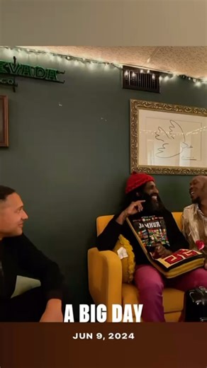 The little shows that make the big shows happen. I love the intimate sets where we can share more than music. Thanks for the love in Portland - Maine. | Seun Anikulapo Kuti