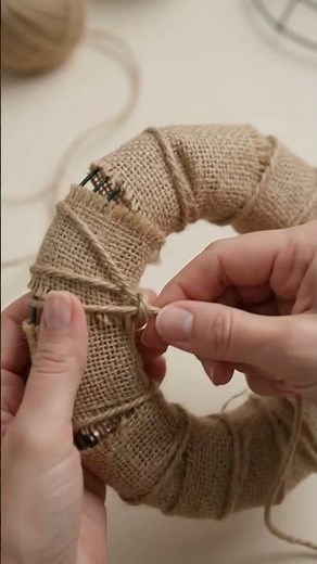 🌿 Burlap & Twine Wreath! Easy Rustic DIY