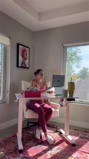 Experience studio-quality running at home with our Double Fold Treadmill!✅ 3-layer EVA shock absorption (knee-friendly!)🔄 Space-saving double folding📱 Bluetooth connectivity & app trackingBurn calories, not space!#HomeFitness #Treadmill #FoldableDesign | Justin Justus Dawyot