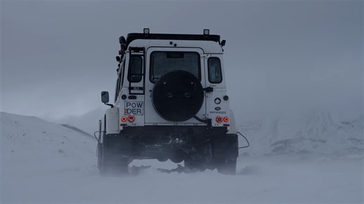 Emerging from darkness, GL-2x is a magnet between nature and modern design, commanding attention and respect on any journey. Explore the ultimate lighting masterpiece for the Land Rover Defender at www.glohh.com/pages/gl2x #Glohh #LandRover #LandRoverDefender #LED #Taillight | Glohh