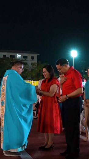 WATCH | The Philippine Air Force welcomes the New Year in faith and unity, as airmen and their families gather for a solemn New Year’s Eve Mass—followed by a vibrant fireworks display—symbolizing hope, gratitude, and a renewed commitment to serve the nation and safeguard our skies. ✨🙏🎆🇵🇭✈️ #FocusPAF #GuardiansofourPreciousSkies #PAFyoucanTrust #OneAFPOnePHILIPPINES #StrongAirForceStrongPHILIPPINES #AFPyoucanTRUST | Philippine Air Force