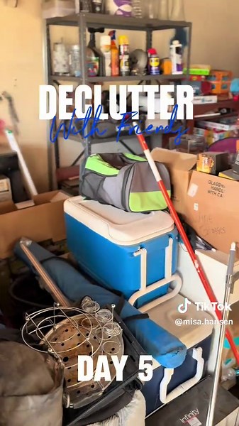 Declutter with friends | Episode 6 - The before & afters and the donations and trash. Please remember to keep the comments positive, encouraging and kind. #declutter #decluttering #declutteringwithfriends #declutteryourlife #declutteryourhome #letitgo #positivedeclutteringvibes #askforhelp #lessismore #kitchendeclutter #pantrydeclutter #Credenzadeclutter #garagedeclutter #garagepurge #garagecleanout #wholehousedeclutter #wholehousedecluttering