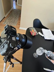 Here’s a little tutorial for macro photography! Cut up fruit in sparkly water is a perfect setup idea for macro photography. You need a slow shutter speed, closed aperture, and ISO might need to be increased a little. Use single point focus and a macro lens and have fun! Download a free guide on my photography site #creatorsearchinsights #macrophotography #photography101 #camerasettings #photographersofig | Nancy Smiley Photography