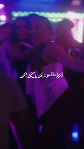 Valencia sabe a Mediterráneo… y se baila en Akuarela. ¿Estás listo para sentirlo? #AkuarelaValencia #EntradasAkuarela #VIPAkuarela #AkuarelaClub #DiscotecaValencia #FiestaEnLaPlaya #ValenciaNightlife 🔗 https://www.valencia-nightlife.com