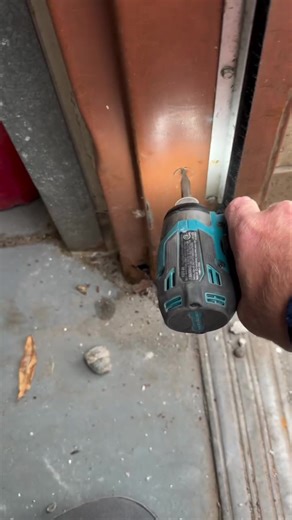 The Benefits of Slotted Screws in Landscaping Projects