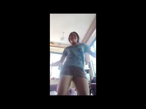 I found ‪@Lauhamster7‬'s cringe dancing video (this is really her)