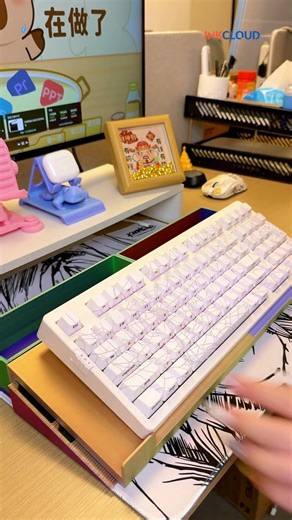 3D Printed Custom Keyboard Desk Organizer 🔧 Easy Setup & Storage! #shorts