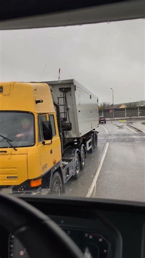 Tatra 6x6 tahač #tatra #tipper #mudtruck #tatrapower