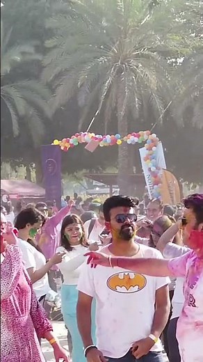 Dubai Beach Celebrates Holi Festival In The Most Epic Way!