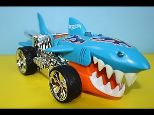Hot Wheels Extreme Action Sharkruiser Toy Car Fun With The Kids