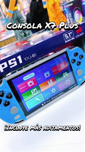 Nos llega nuevamente la X7 Plus, pero en esta ocasión, con más cantidad de títulos, dos controles para jugar y muchos más aditamentos para una mejor experiencia ❗️✨👌🏻🎮👾 #x7plus #consolaparaniños #consolaportatil #fypシ゚