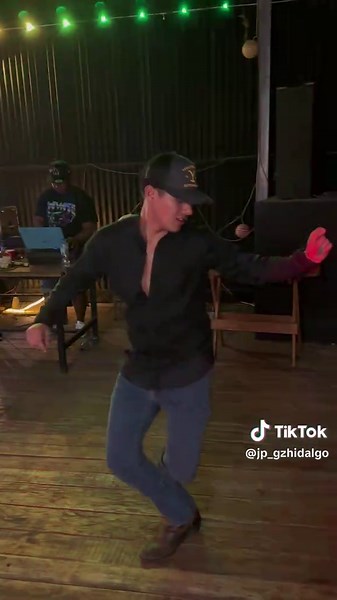 Baile de la Chona: Aprende los Pasos Vaqueros