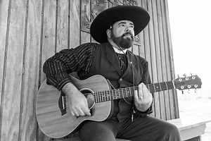 Andrew Farriss Discusses 35th Anniversary Of INXS’ Breakthrough 'Listen Like Thieves'