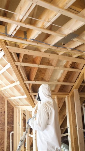 We are installing closed cell foam insulation as a first layer, by applying 2-3in you get all the benefits of closed cell foam at a much lower price and of course we will top it off with open cell foam to reach the r-value for the roof! #sprayfoam #homeinsulation #thermalcomfort #insulationsolutions #ecomaxinsulation | Ecomax Spray Foam Insulation