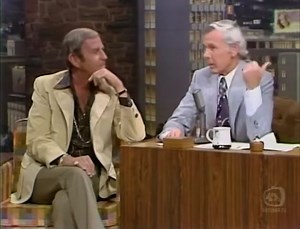 This was Paul Lynde's only appearance with Johnny Carson on The Tonight Show.. the year was 1976! this is a great interview. Paul was so nervous.. ENJOY! #johnnycarson #vintageTV #paullyndeshow #ElizabethMontgomery #PaulLynde #Bewitched #hollywoodsquares | Paul Lynde