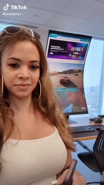 Samsung Odyssey Ark Curved Gaming Monitor - 55-inch 4K Quantum Mini-LED