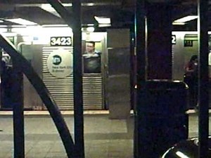 E train at 34th Street-Penn Station