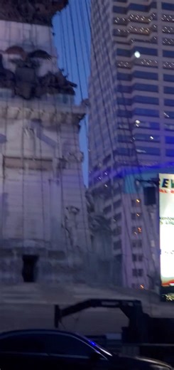 The lighting of the circle momentarily! | Josh Loviscek