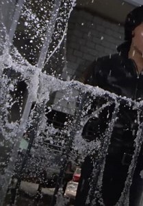 Return of Ultraman S01:E17 - Monstrous Bird Terochilus/The Great Tokyo Aerial Bombing