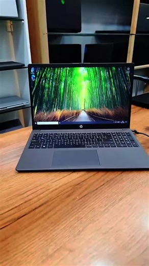 لابتوب بأحدث جيل بسوق وبنضافة مية بلمية يعتبر جديد مافي نكش لتواصل 05357000378#عروض #تيك_توك #ترند #شعب_الصيني_ماله_حل😂😂 #لابتوب