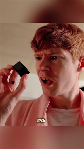 He Touched Everything… and It Instantly Shrunk! 😱📉 #trending #betrayal #shortsfeed #davinci #movie