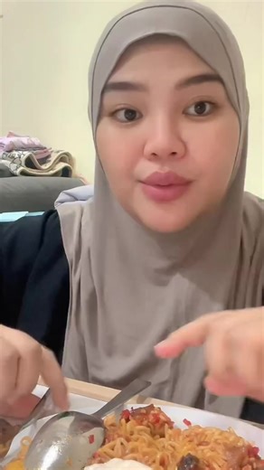 Ikan Laut Pedas: Rasakan Sensasi Pedas di Mie Khas