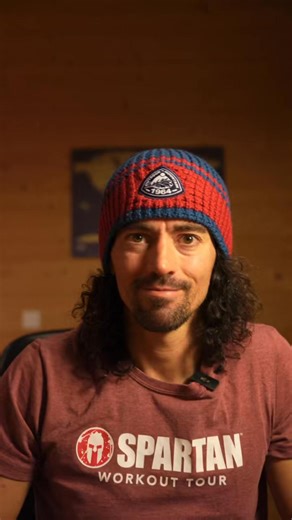 SPARTAN TIPS BY OUR COACH SGX 💡 Nos coachs Spartan SGX te donnent leurs meilleurs conseils pour t’aider à performer sur les courses. Ce mois-ci Serge Fortini te montre son exercice préféré : le One-Arm Dead Hang 💪 Si tu as besoin de plus de conseils n’hésite pas à poser tes questions en commentaire ! | Spartan Race France