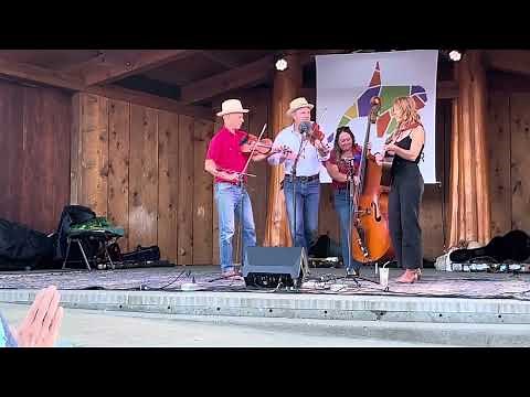 Foghorn Stringband Orcas Island Nadine sings My Old Wagon 7/16/2023