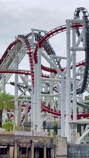Perfectly Synced Coasters at Universal Studios Singapore