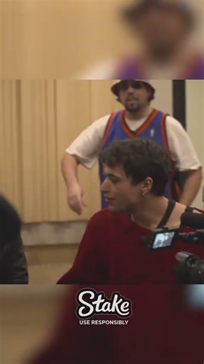 ILLOJUAN MUESTRA SU NUEVA CANCION #illojuan #españa #kick #twitch #s...