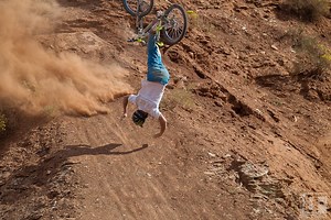 250 reactions · 586 shares | BEST OF CRASH RED BULL RAMPAGE 2001-2015, FAITES EXPLOSEZ LES PARTAGES ET LES LIKES !!! ( toutes les chutes n'y sont pas pour une raison de durée de la vidéo et j'ai baissé la qualité de la vidéo pour une question de temps de télechargement ). | Passion Production | Facebook